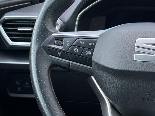 Seat Leon Sportstourer 1.0 eTSI 110 pk FR Business Intense 7-DSG | Achteruitrijcamera | Apple Carplay/Android Auto|telef... ActivLease financial lease