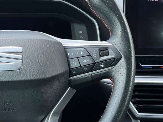 Seat Leon Sportstourer 1.0 eTSI 110 pk FR Business Intense 7-DSG | Achteruitrijcamera | Apple Carplay/Android Auto|telef... ActivLease financial lease