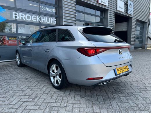 Seat Leon Sportstourer 1.0 eTSI 110 pk FR Business Intense 7-DSG | Achteruitrijcamera | Apple Carplay/Android Auto|telef... ActivLease financial lease