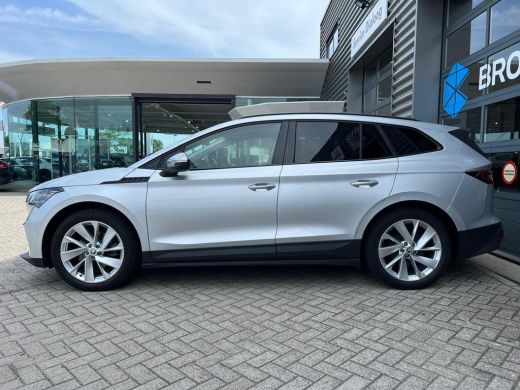 Skoda Enyaq iV 60 180 pk First Edition | Achteruitrijcamera | Apple Carplay/Android Auto|telefoonintegratie prem... ActivLease financial lease