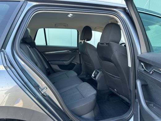 Skoda Octavia Combi 1.5 e-TSI 150pk Business Edition Plus ActivLease financial lease