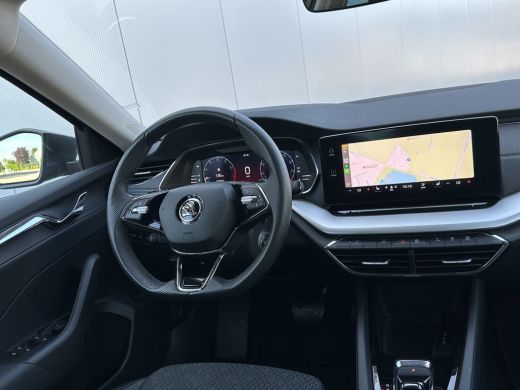 Skoda Octavia Combi 1.5 e-TSI 150pk Business Edition Plus ActivLease financial lease