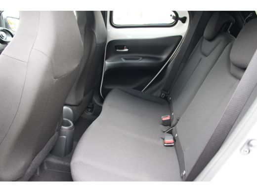 Toyota Aygo 1.0 VVT-i MT Pulse **NIEUWE AUTO/ DIRECT LEVERBAAR** ActivLease financial lease