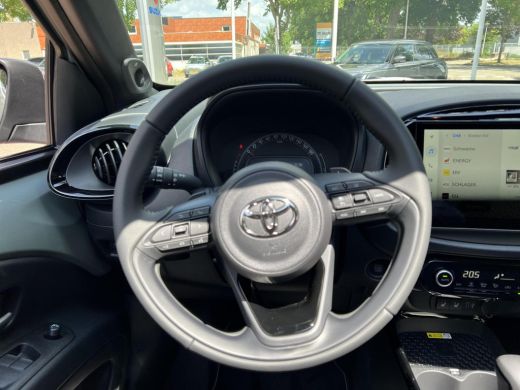 Toyota Aygo 1.0 VVT-i S-CVT Premium ActivLease financial lease