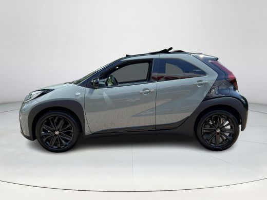 Toyota Aygo 1.0 VVT-i S-CVT Premium ActivLease financial lease
