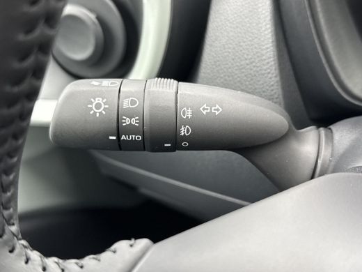 Toyota Aygo 1.0 VVT-i S-CVT Pulse **APPLE CARPLAY/ CRUISE CONTROL/ PARKEERCAMERA** ActivLease financial lease