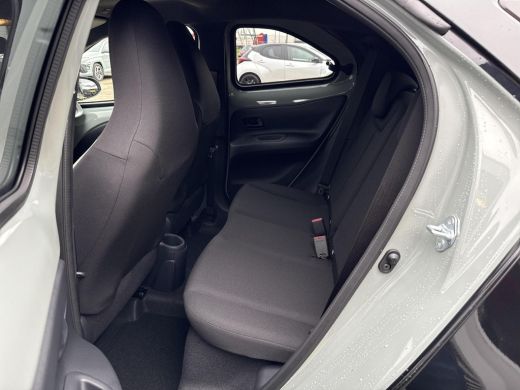 Toyota Aygo 1.0 VVT-i S-CVT Pulse **APPLE CARPLAY/ CRUISE CONTROL/ PARKEERCAMERA** ActivLease financial lease