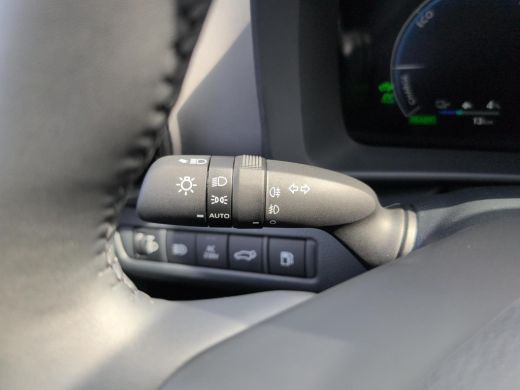 Toyota C-HR 2.0 Plug-in Hybrid 220 Executive | Android Auto | Apple Carplay | NIEUWE Auto ActivLease financial lease