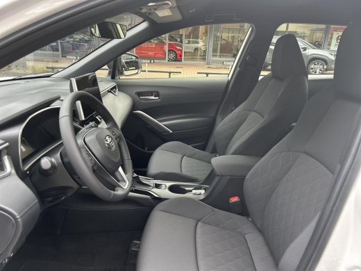 Toyota Corolla Cross Hybrid 140 Active ActivLease financial lease