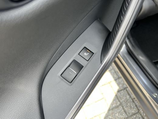 Toyota RAV4 2.5 Plug-in Hybrid AWD GR SPORT ActivLease financial lease
