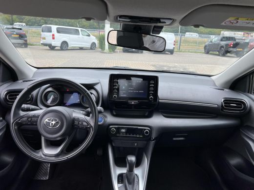 Toyota Yaris 1.5 Hybrid Dynamic ActivLease financial lease