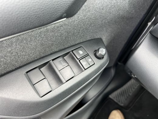 Toyota Yaris 1.5 Hybrid Dynamic ActivLease financial lease