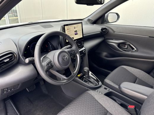Toyota Yaris Cross 1.5 Hybrid 130 Dynamic **COMFORT PACK/ NIEUWE AUTO/ DIRECT LEVERBAAR** ActivLease financial lease