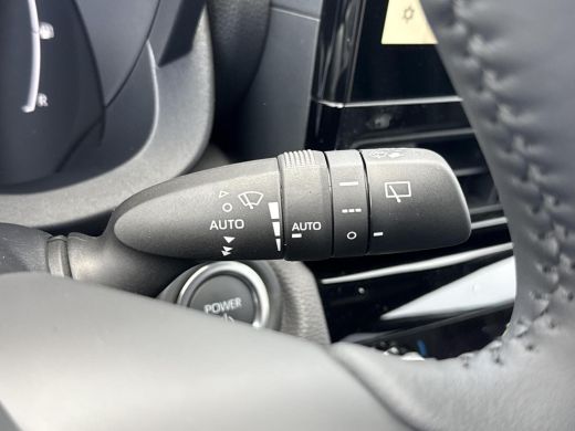 Toyota Yaris Cross 1.5 Hybrid 130 Dynamic **COMFORT PACK/ NIEUWE AUTO/ DIRECT LEVERBAAR** ActivLease financial lease