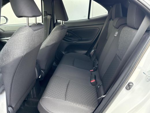 Toyota Yaris Cross 1.5 Hybrid 130 Dynamic **COMFORT PACK/ NIEUWE AUTO/ DIRECT LEVERBAAR** ActivLease financial lease