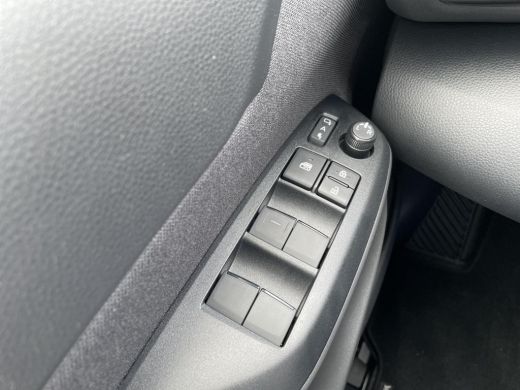 Toyota Yaris Cross 1.5 Hybrid 130 Executive ActivLease financial lease