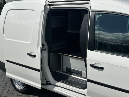 Volkswagen Caddy 2.0 TDI 102 PK / L2H1 / 1e EIG. / INRICHTING / CAMERA / AIRCO / CRUISE / NAVI / ACHTERKLEP ActivLease financial lease