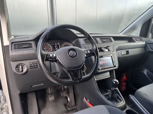 Volkswagen Caddy 2.0 TDI 102 PK / L2H1 / 1e EIG. / INRICHTING / CAMERA / AIRCO / CRUISE / NAVI / ACHTERKLEP ActivLease financial lease