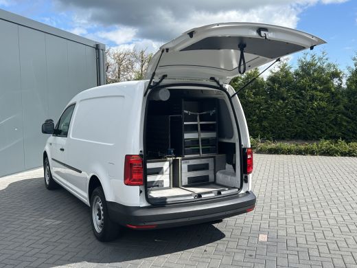 Volkswagen Caddy 2.0 TDI 102 PK / L2H1 / 1e EIG. / INRICHTING / CAMERA / AIRCO / CRUISE / NAVI / ACHTERKLEP ActivLease financial lease
