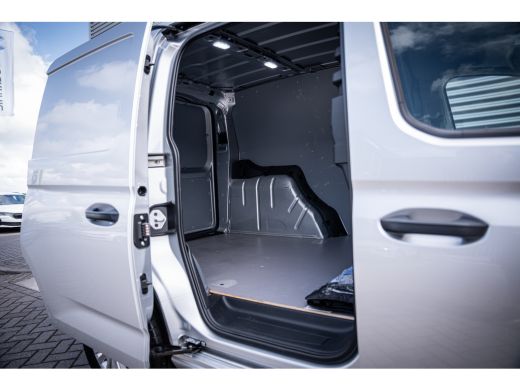 Volkswagen Caddy 2.0 TDI Comfort TREKHAAK - NAVI BY APP - VLOERPLAAT ActivLease financial lease