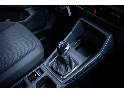Volkswagen Caddy 2.0 TDI Comfort TREKHAAK - NAVI BY APP - VLOERPLAAT ActivLease financial lease