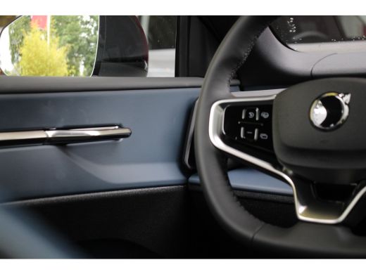 Volvo  EX30 Twin Motor Performance Ultra 69 kWh | Pilot Assist | Panoramadak | 360 Camera | Harman/Kardon ActivLease financial lease