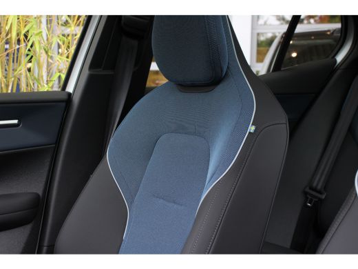 Volvo  EX30 Twin Motor Performance Ultra 69 kWh | Pilot Assist | Panoramadak | 360 Camera | Harman/Kardon ActivLease financial lease