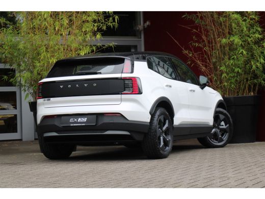 Volvo  EX30 Twin Motor Performance Ultra 69 kWh | Pilot Assist | Panoramadak | 360 Camera | Harman/Kardon ActivLease financial lease