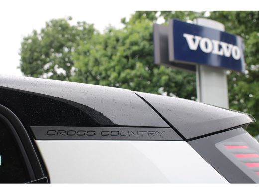 Volvo  EX30 Twin Motor Performance Ultra 69 kWh | Pilot Assist | Panoramadak | 360 Camera | Harman/Kardon ActivLease financial lease