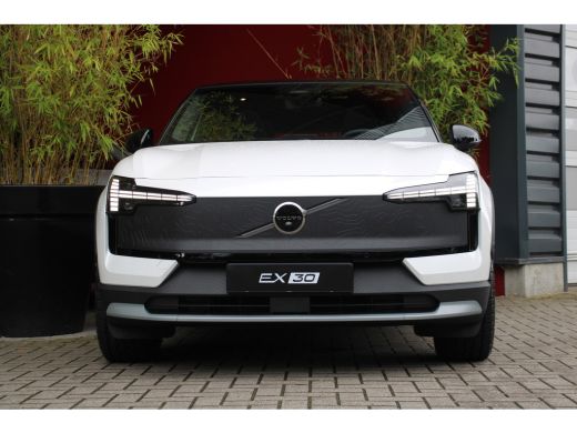 Volvo  EX30 Twin Motor Performance Ultra 69 kWh | Pilot Assist | Panoramadak | 360 Camera | Harman/Kardon ActivLease financial lease