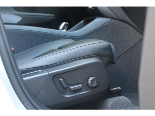 Volvo  XC40 1.5 T5 Recharge R-Design | Harman/Kardon | Panoramadak | 360 Camera | Leder | Memory ActivLease financial lease