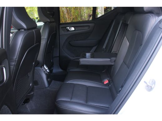 Volvo  XC40 1.5 T5 Recharge R-Design | Harman/Kardon | Panoramadak | 360 Camera | Leder | Memory ActivLease financial lease
