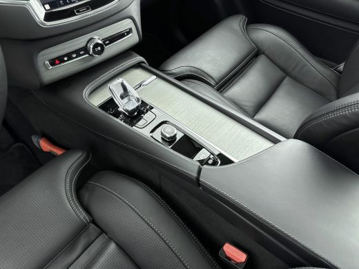Volvo  XC90 2.0 T8 Plug-in hybrid AWD Ultra Dark | Luchtvering | Bowers & Wilkins Audio | Massage stoelen | T... ActivLease financial lease