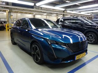 Peugeot e-308 GT EV 54 kWh | Schuif-/Kanteldak | Alcantara | Leder | Adaptive Cruise | Navigatie | Sportstoelen...