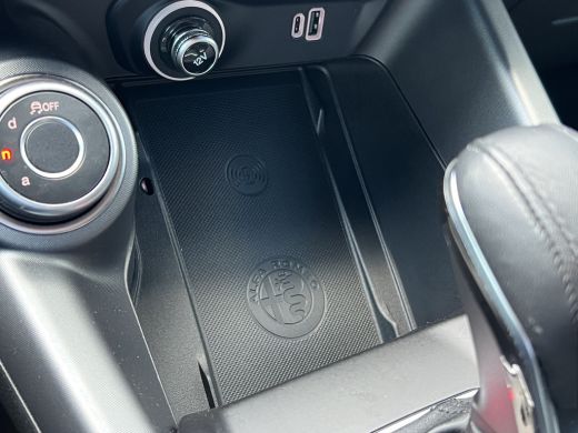 Alfa Romeo Tonale Edizione Speciale | Adap. Cruise | Stoelverwarming | H&K ActivLease financial lease