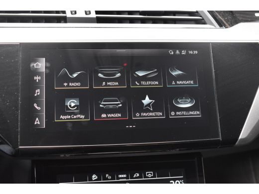 Audi e-tron 55 quattro Business edition Plus 95 kWh / Panoramadak / Memory stoelen / Leder/ Luchtvering / ActivLease financial lease