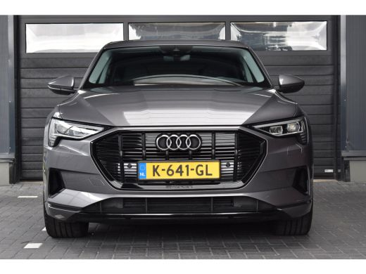 Audi e-tron 55 quattro Business edition Plus 95 kWh / Panoramadak / Memory stoelen / Leder/ Luchtvering / ActivLease financial lease