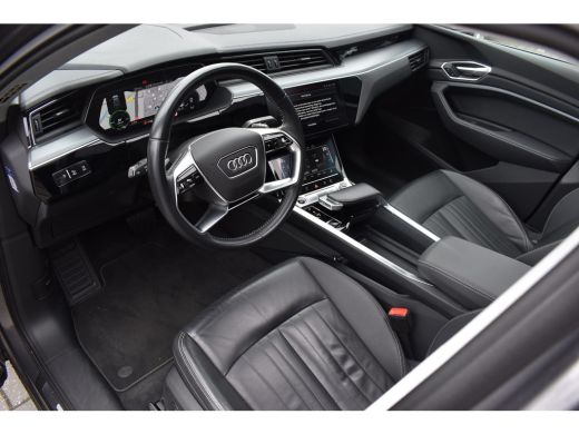 Audi e-tron 55 quattro Business edition Plus 95 kWh / Panoramadak / Memory stoelen / Leder/ Luchtvering / ActivLease financial lease