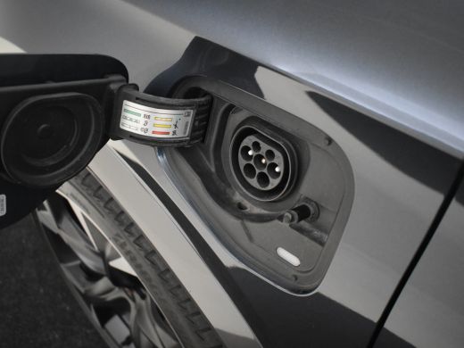 CUPRA Formentor 1.4 e-Hybrid VZ Performance 245pk | 360 gr Camera | Elektr. Trekhaak | Stoel & Stuurwielverwarmin... ActivLease financial lease
