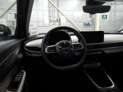 Fiat 600 1.2 Hybrid La Prima 100pk Automaat | Navigatie | Elektr. Stoelen | Elektr. Achterklep | Achteruit... ActivLease financial lease