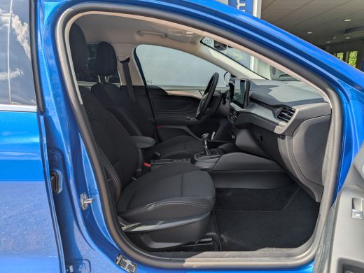 Ford Focus 1.0 EcoBoost Hybrid Titanium 125pk | Carplay | Navi | DAB | Voorruitverwarming | Fabrieksgarantie... ActivLease financial lease