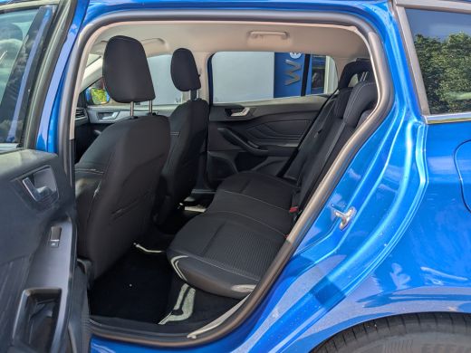 Ford Focus 1.0 EcoBoost Hybrid Titanium 125pk | Carplay | Navi | DAB | Voorruitverwarming | Fabrieksgarantie... ActivLease financial lease