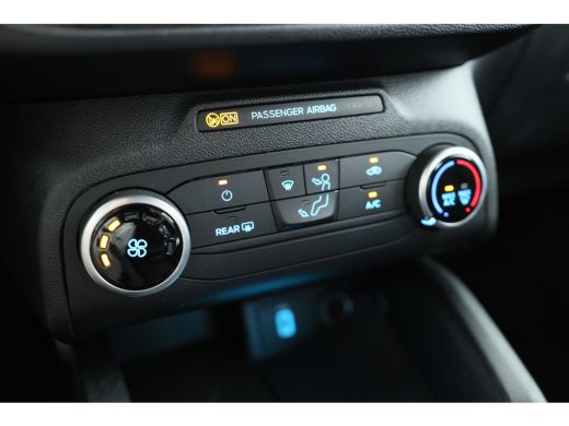 Ford Focus 1.0 EcoBoost ST Line Business | 1e Eigenaar! | Navigatie | Parkeersensoren | Cruise Control | LED... ActivLease financial lease