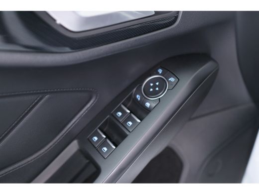 Ford Focus 1.0 EcoBoost ST Line Business | 1e Eigenaar! | Navigatie | Parkeersensoren | Cruise Control | LED... ActivLease financial lease