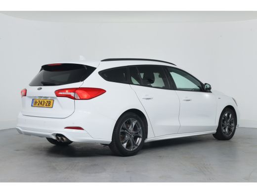 Ford Focus 1.0 EcoBoost ST Line Business | 1e Eigenaar! | Navigatie | Parkeersensoren | Cruise Control | LED... ActivLease financial lease
