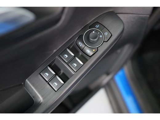 Ford Kuga 2.5 PHEV ST-Line | Panoramadak | Stoel-/Stuurverwarming | 19 inch Velgen | Climate Control | Came... ActivLease financial lease