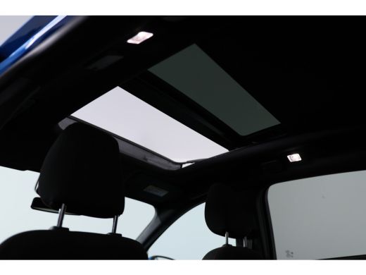 Ford Kuga 2.5 PHEV ST-Line | Panoramadak | Stoel-/Stuurverwarming | 19 inch Velgen | Climate Control | Came... ActivLease financial lease