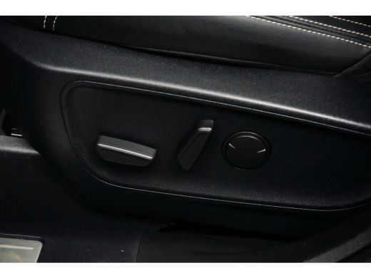 Ford Kuga 2.5 PHEV Vignale | Pano-dak | Wegklap Trekhaak | Adapt. Cruise | Head-Up Display | B&O audio | St... ActivLease financial lease