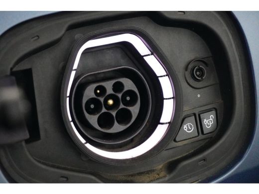 Ford Kuga 2.5 PHEV Vignale | Pano-dak | Wegklap Trekhaak | Adapt. Cruise | Head-Up Display | B&O audio | St... ActivLease financial lease