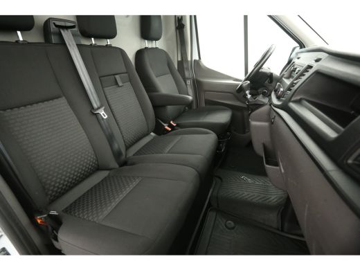 Ford Transit 310 2.0 TDCI L2H2 Airco Cruise 2xSchuifdeur 3 Persoons Parkeersensoren Elektrpakket ActivLease financial lease
